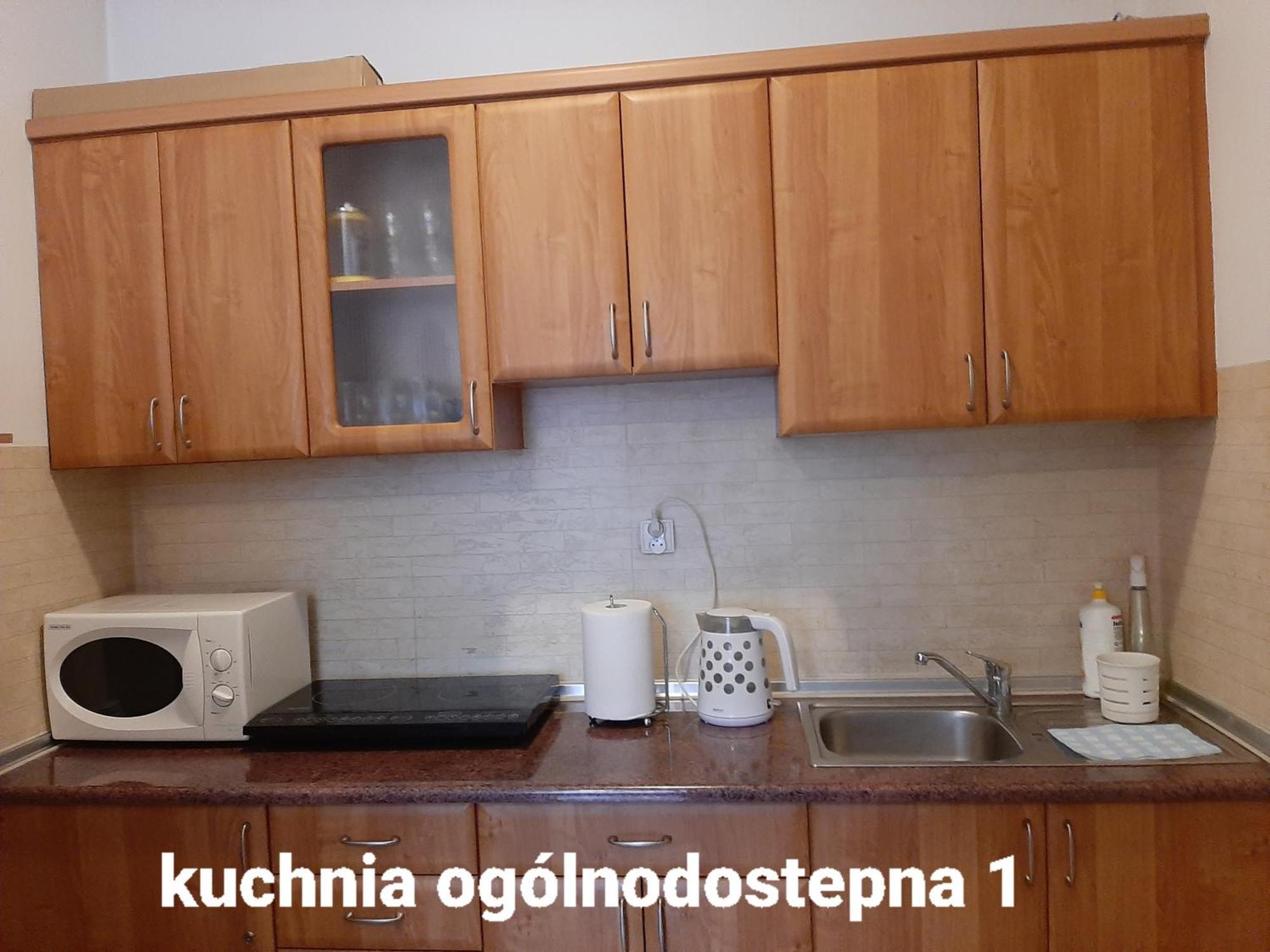 Noclegi Viktor Kalwaria Zebrzydowska Exterior photo